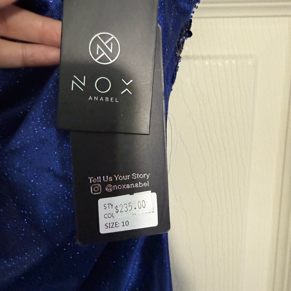Elegant One-Shoulder Navy Dress - Picture 3 of 6